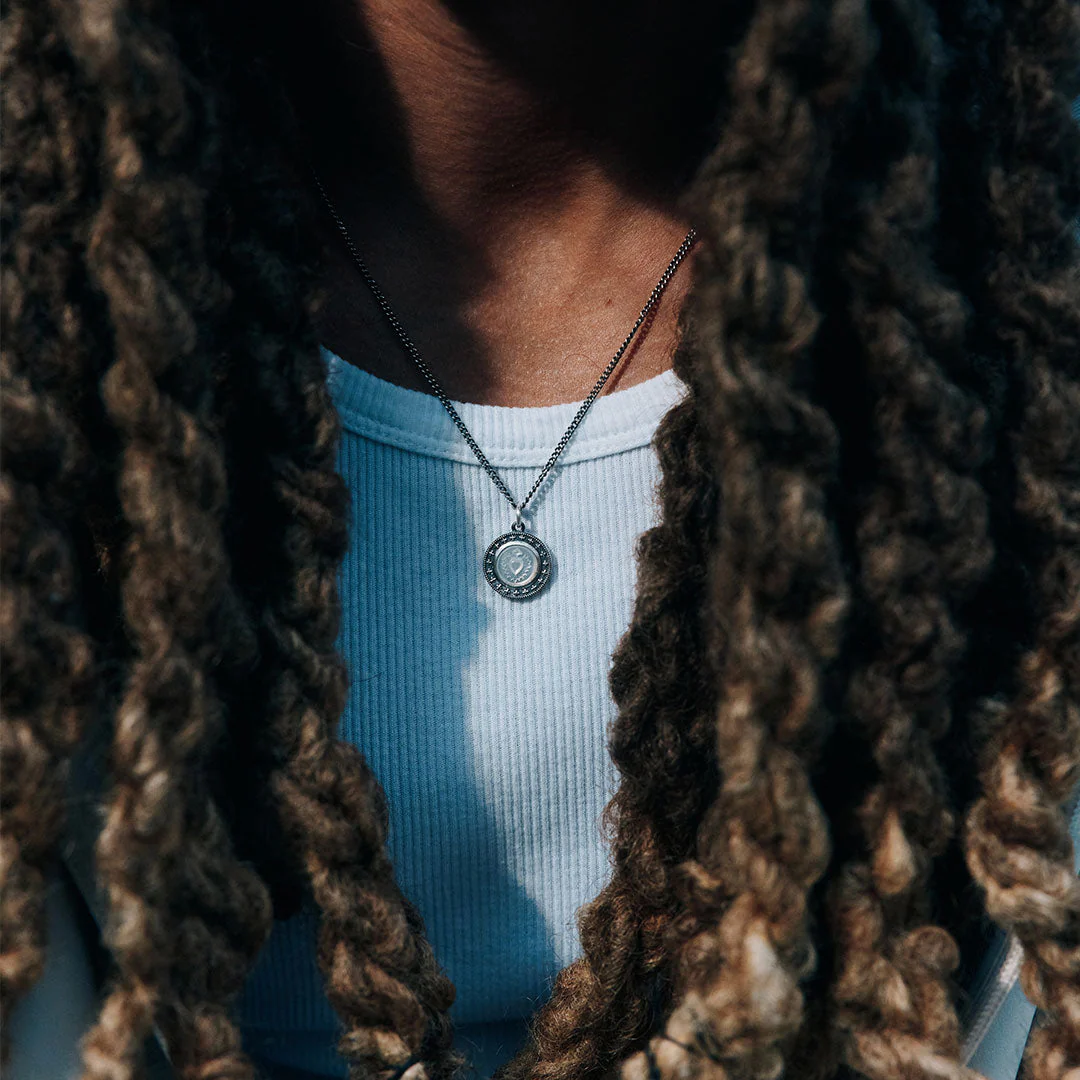 Silver Ambrose Necklace - Image 4