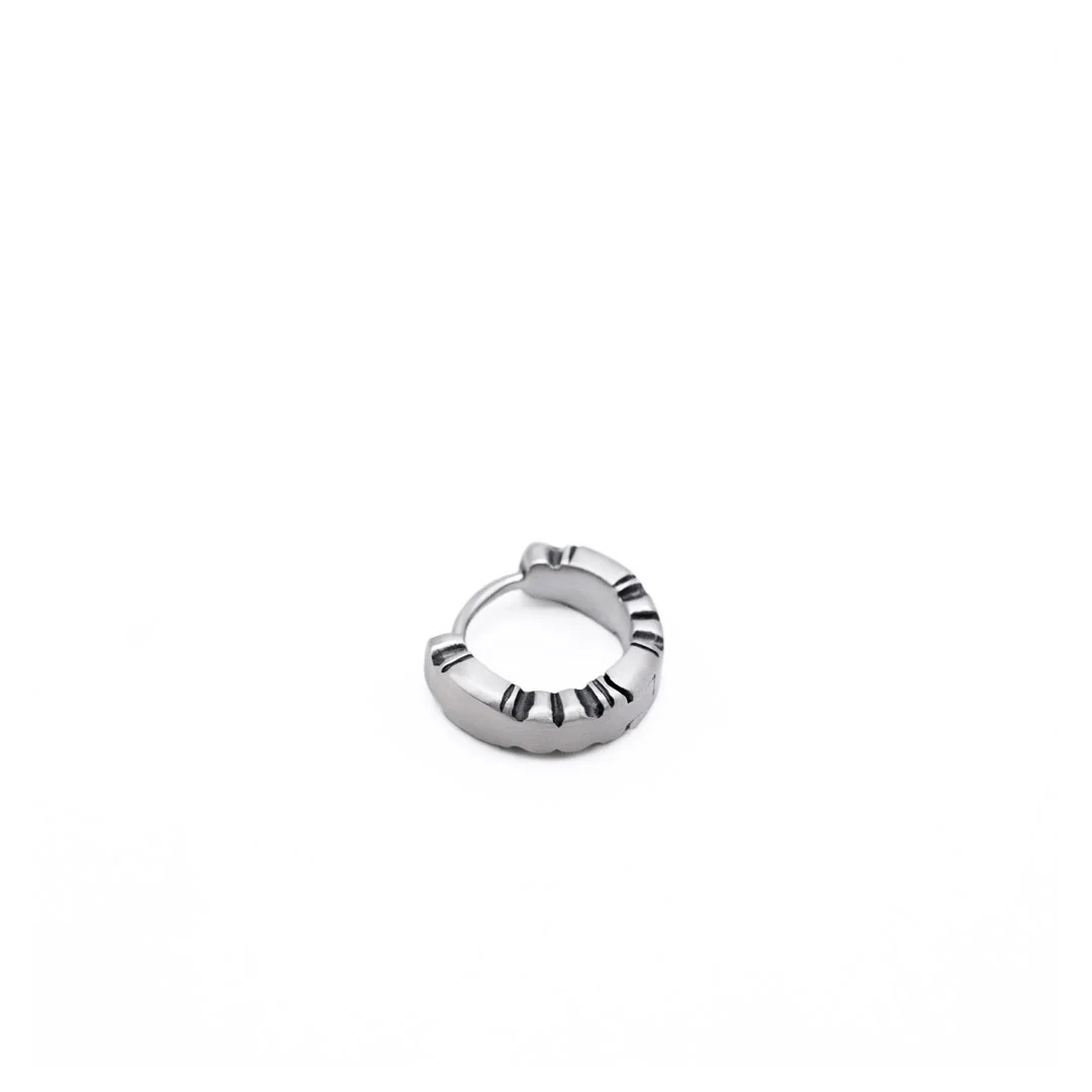 Silver Armour Earring - Image 3
