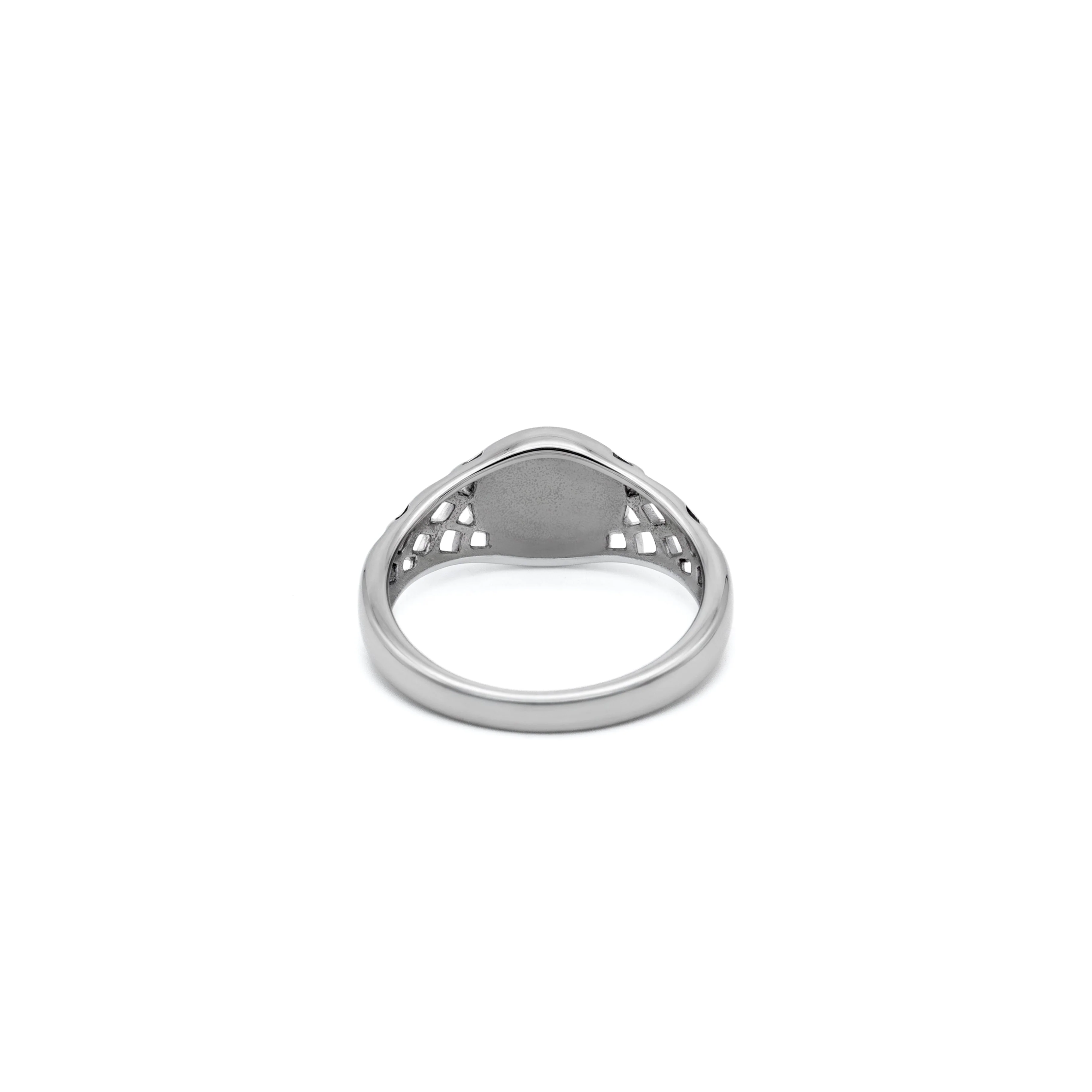 Silver Rose Sovereign Ring - Image 6