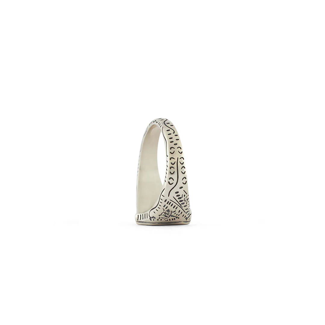 Silver Shield Ring - Image 6